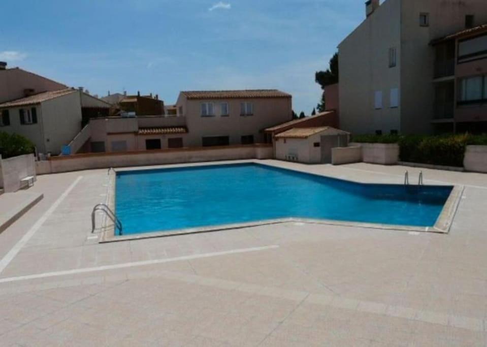 Studio Cabine Cap d'Agde - piscine - parking privé - Plage RICHELIEU - Golf Extérieur photo